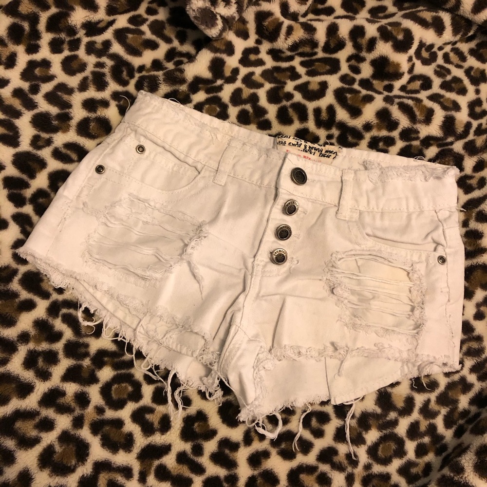 Distressed shorts